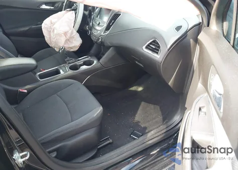 2019 Chevrolet Cruze Lt from USA, damaged, VIN 1G1BE5SM4K7145326